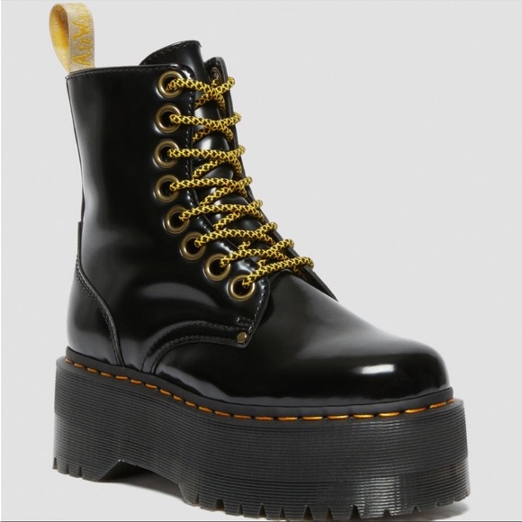 NEW Dr. Martens Vegan Jadon Max Platform Boots Size 10 - Picture 14 of 14